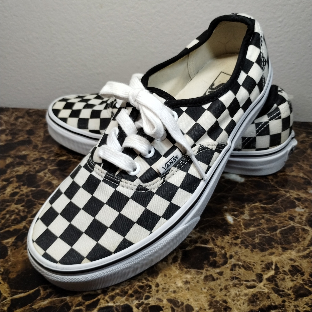 Vans Black and White Checkered Shoes Women 7 , Men 5.5